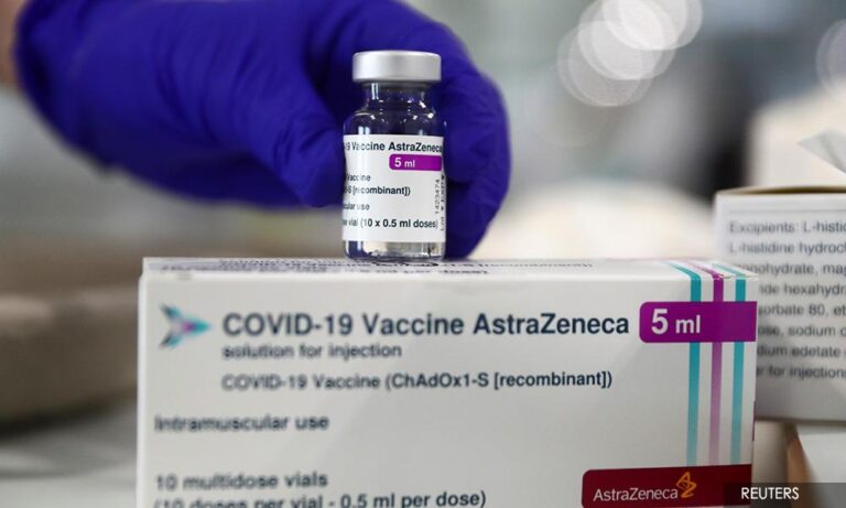 Daftar Vaksin Astrazeneca Warga Emas Bermula 23 Mei Ini